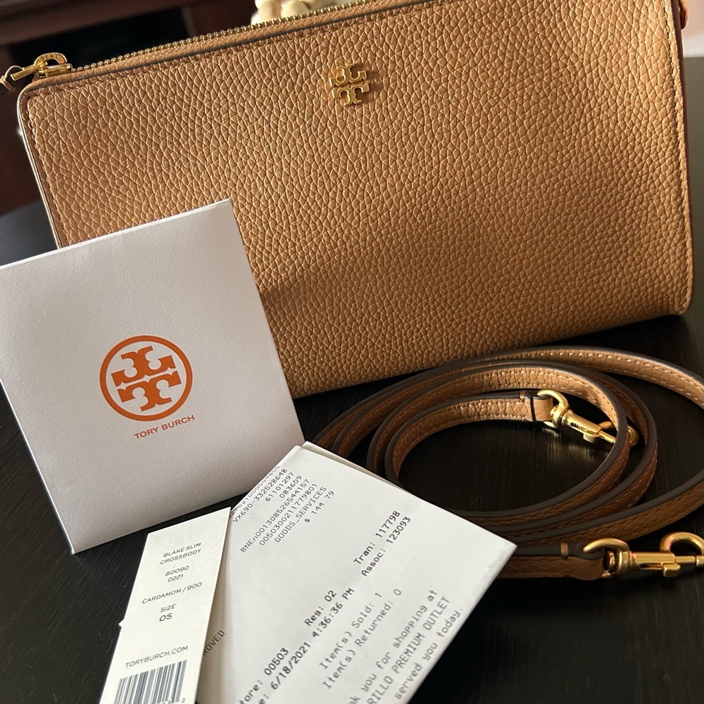 Tory Burch Brown Leather Blake Slim Crossbody/Pouch with Gold Accent NWT - Picture 5 of 7